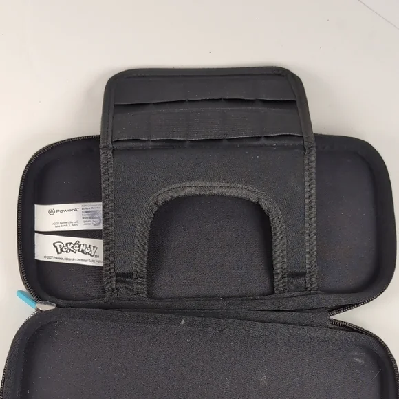 Pikachu Nintendo Switch Case - Picture 6 of 6